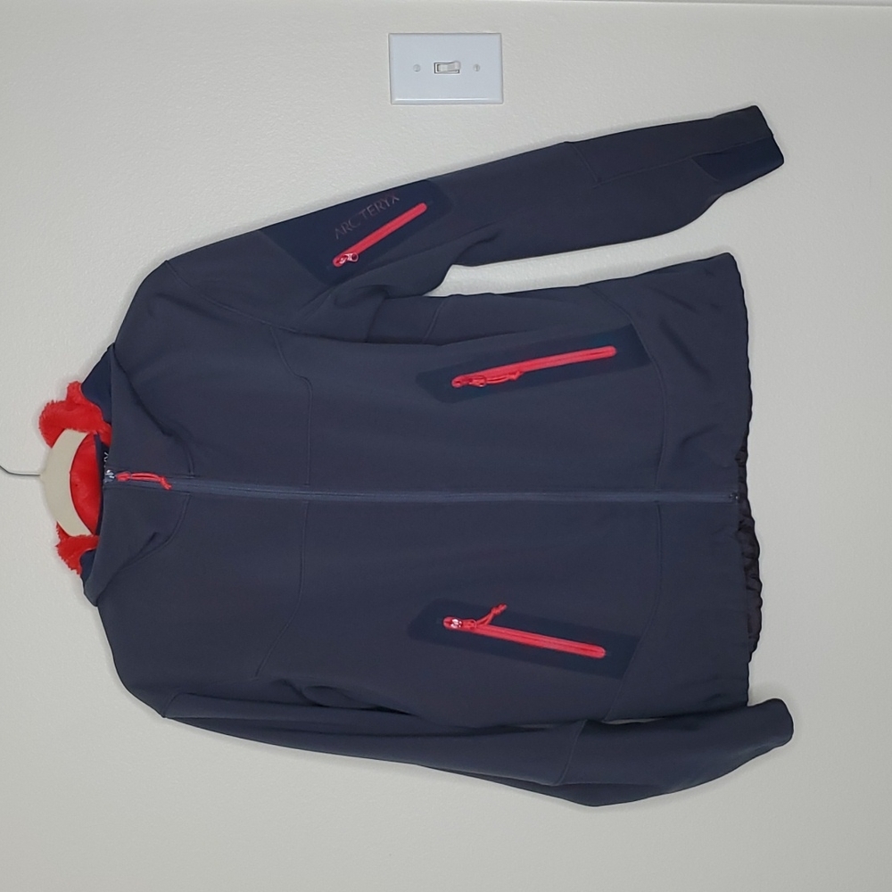 Arc'teryx Fleeced Lined Zip Up Hooded Jacket Size Large